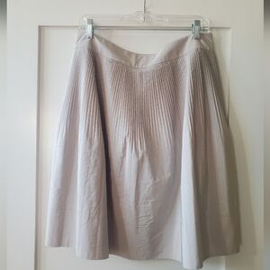 EUC Banana Republic Cream Pleated A Line Knee Length Skirt Sz 12